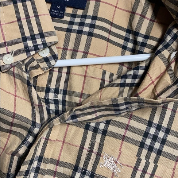 Burberry size M perfect condition - Picture 3 of 6